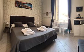 Napoli B&B Ruggiero'S Rooms